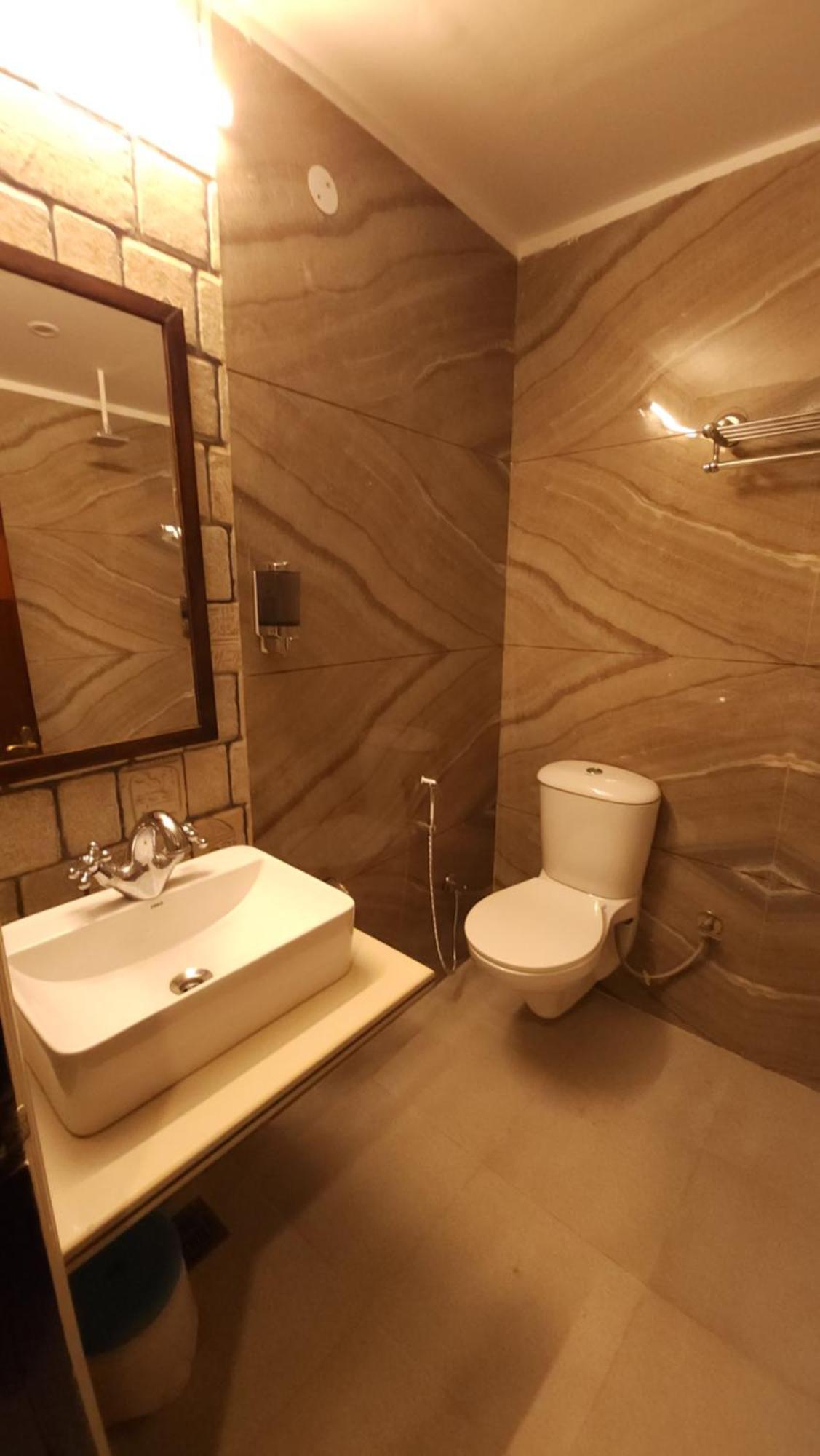 Hotel Multitech Premium Chandīgarh Eksteriør billede